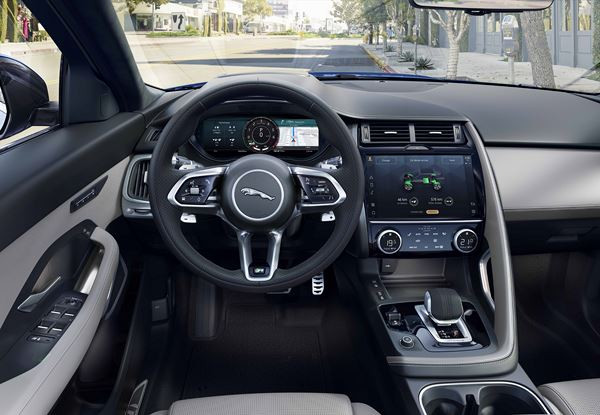 Le SUV Jaguar E-Pace hybride rechargeable parcourt jusqu’à 55 km en électrique