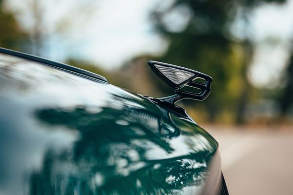 La Bentley Flying Spur Hybride affiche une autonomie électrique de plus de 40 km