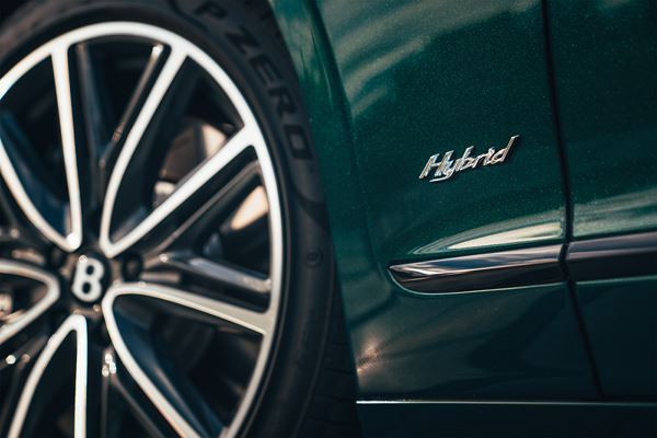 La Bentley Flying Spur Hybride affiche une autonomie électrique de plus de 40 km