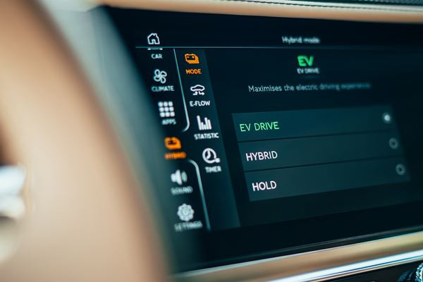La Bentley Flying Spur Hybride affiche une autonomie électrique de plus de 40 km