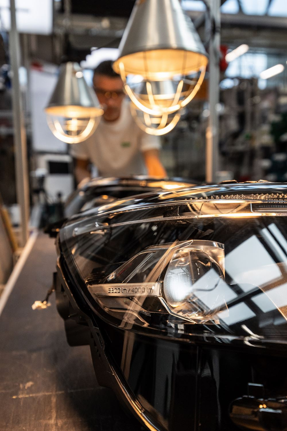 Un projecteur à LED remanufacturé réutilise jusqu'à 50 % des matières premières d'un projecteur à LED en fin de vie