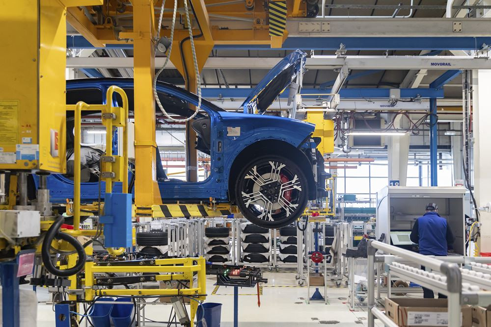 L'usine historique d'Alpine de Dieppe assure la fabrication de l'A390 électrique