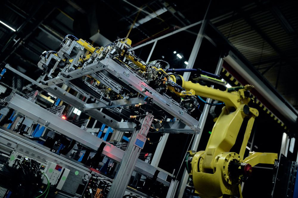 Ford assemble des packs Batterie pour Capri et Explorer dans son usine d'assemblage de Cologne