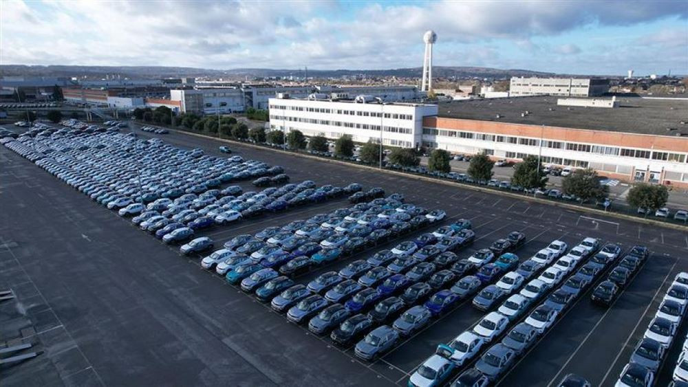 Le site historique Stellantis de Poissy arrêtera la production de véhicules à la fin de l'année 2028