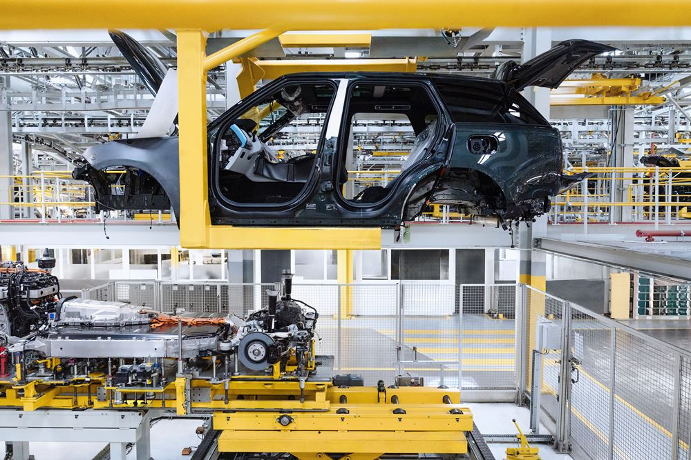 Le site JLR de Solihull assure la production du Range Rover Electric