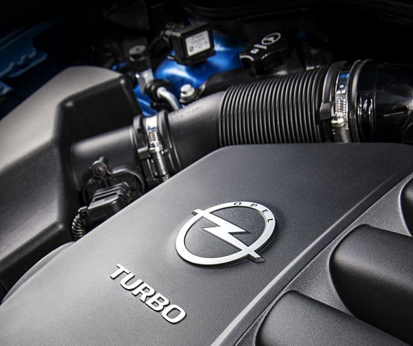 Un nouveau moteur 2,0 litres turbo à injection directe de 280 ch pour l’Astra OPC