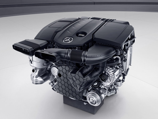 Un moteur diesel deux litres quatre cylindres Mercedes entièrement nouveau