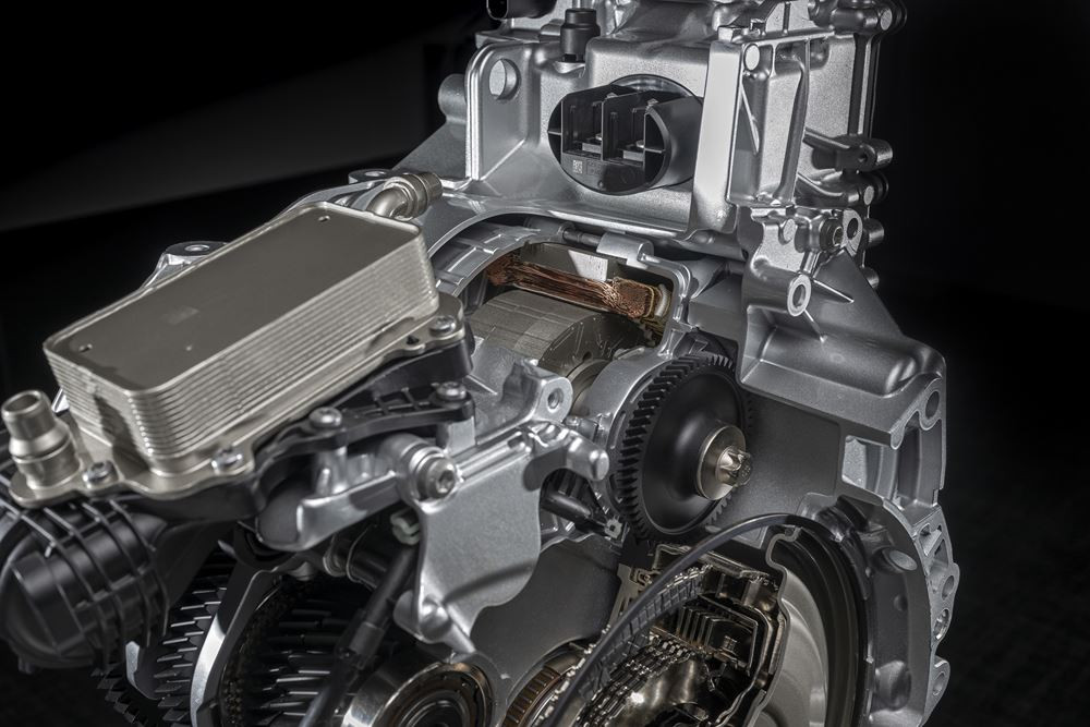Une motorisation hybride 48 volts Mercedes capable de récupération d'énergie et de conduite électrique