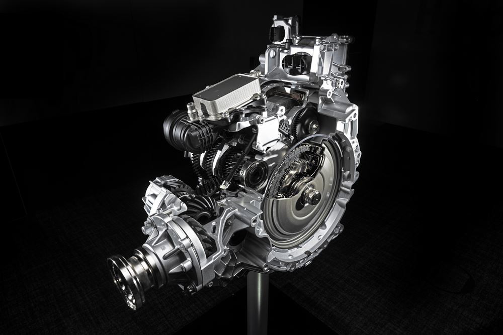 Une motorisation hybride 48 volts Mercedes capable de récupération d'énergie et de conduite électrique