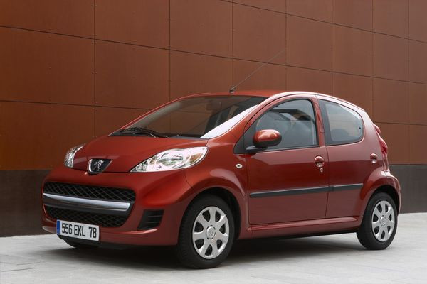 La Peugeot 107 s’offre un léger restyling après 3 ans de commercialisation