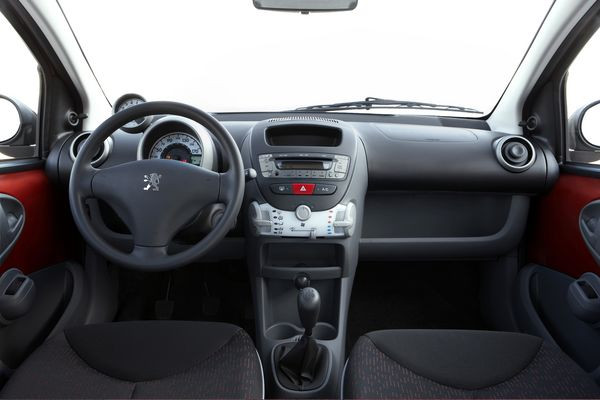 La Peugeot 107 s’offre un léger restyling après 3 ans de commercialisation