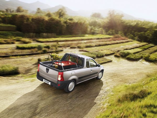 La Dacia Logan commercialisée en version pick-up