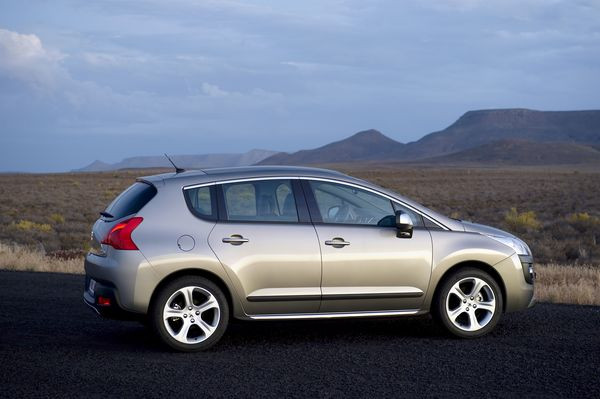 Peugeot dévoile officiellement la 3008