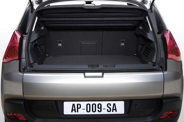Peugeot dévoile officiellement la 3008