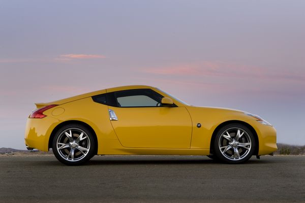 Le nouveau Nissan 370Z est commercialisé à partir de 40 900 euros