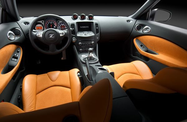 Le nouveau Nissan 370Z est commercialisé à partir de 40 900 euros