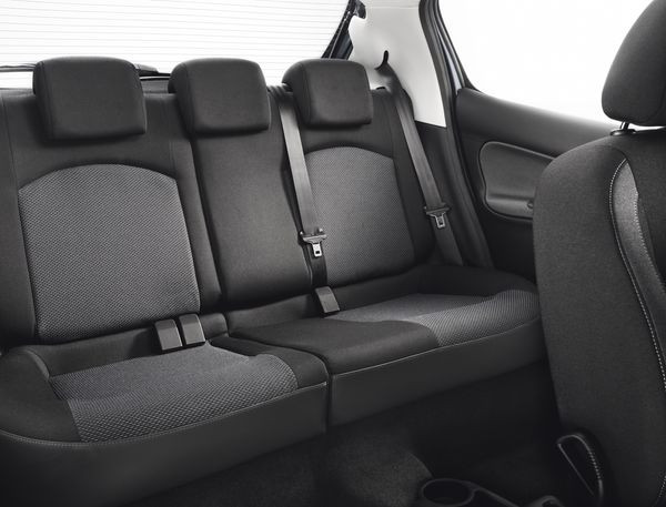 Peugeot lance la 206 Plus