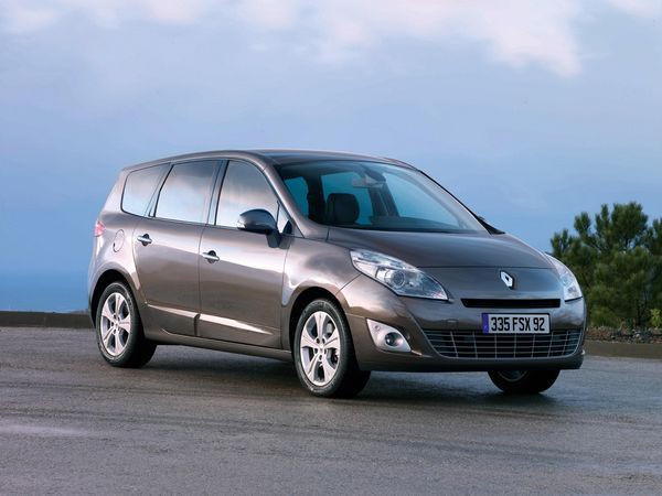 Le nouveau Renault Grand Scenic commercialisé à partir de 20 400 €