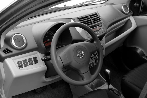 Nissan lance sa mini-citadine