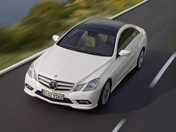 La Mercedes Classe E Coupé remplace le Coupé CLK