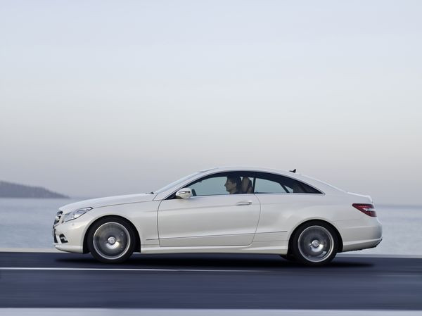 La Mercedes Classe E Coupé remplace le Coupé CLK