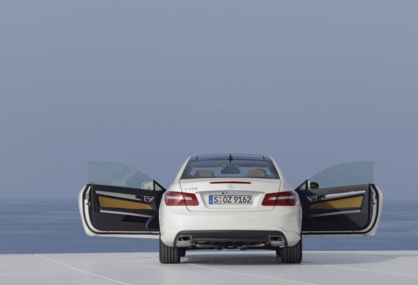 La Mercedes Classe E Coupé remplace le Coupé CLK