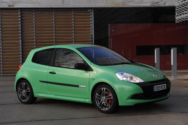 La Clio Renault Sport s’offre une remise en forme
