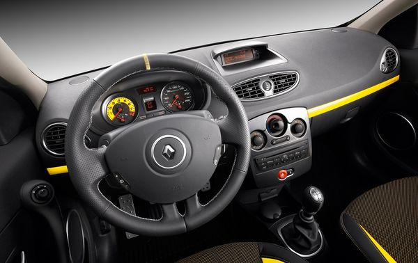 La Clio Renault Sport s’offre une remise en forme