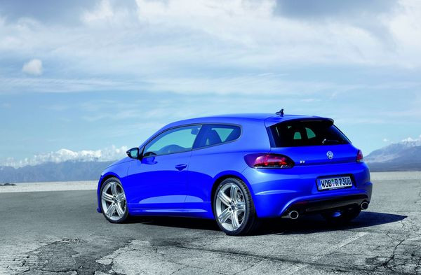 Première mondiale du Scirocco R sur le Nürburgring