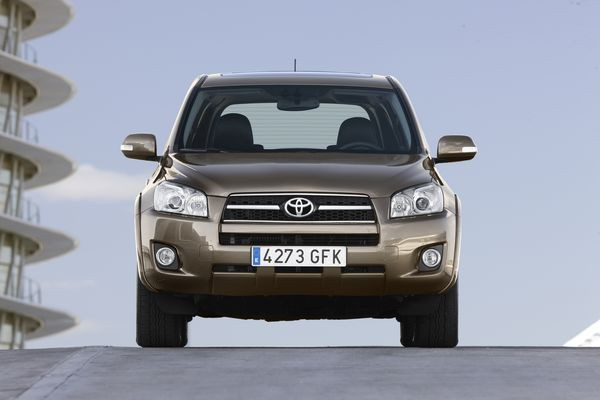 Léger restyling pour le Toyota Rav4