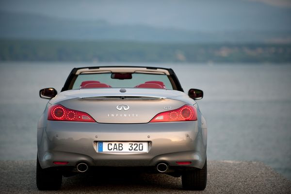 Infiniti lance le nouveau G37 Cabriolet
