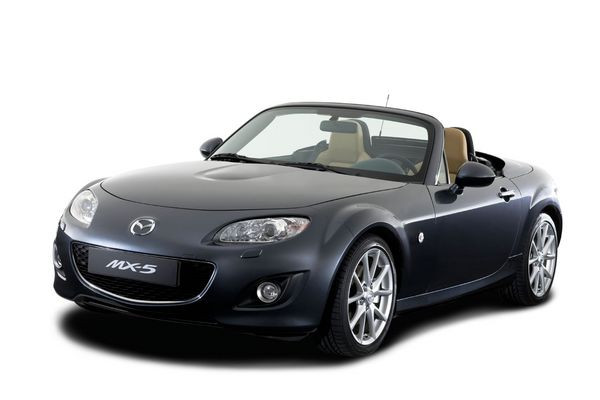 La troisième génération du Mazda MX-5 s’offre un restyling