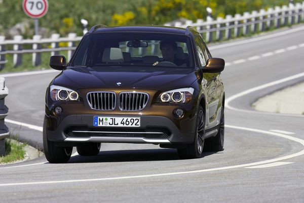 Premier prix inférieur à 30 000 Euros pour le nouveau BMW X1 compact