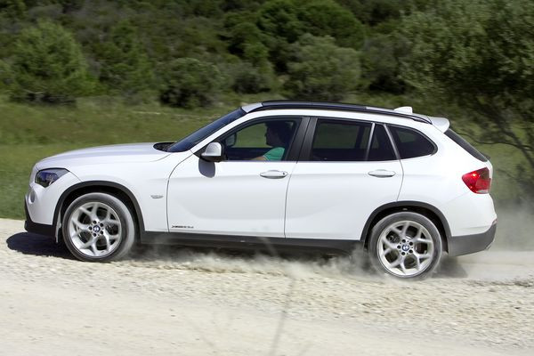 Premier prix inférieur à 30 000 Euros pour le nouveau BMW X1 compact