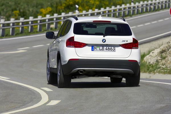 Premier prix inférieur à 30 000 Euros pour le nouveau BMW X1 compact