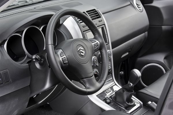 Le Suzuki Grand Vitara s’offre un très léger restylage