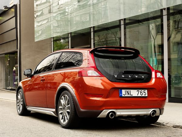 La Volvo C30 restylée commercialisée à partir de 17 700 Euros