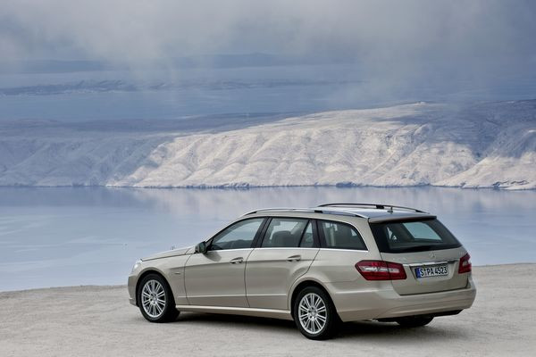 La nouvelle Mercedes Classe E Break commercialisée à partir de 44 000 Euros