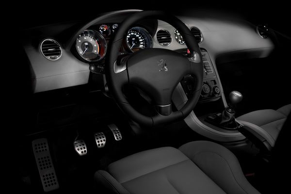 La Peugeot RCZ proposée à partir de 27 400 Euros