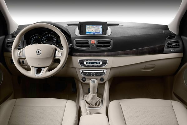 La nouvelle Renault Fluence commercialisée à partir de 19 750 euros