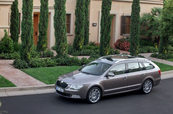 Skoda lance la nouvelle Superb Combi