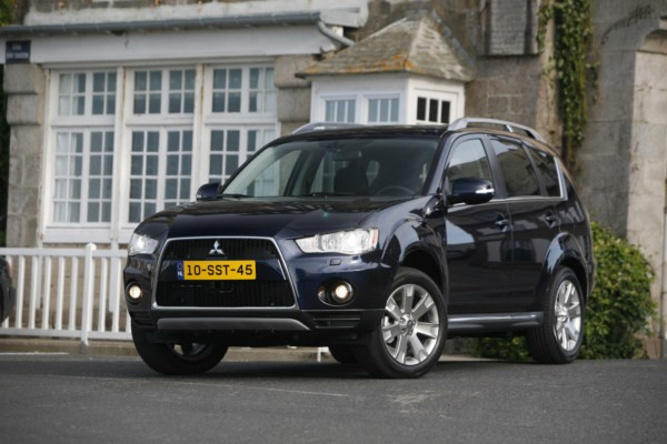 Mitsubishi lance la nouvelle génération de l’Outlander