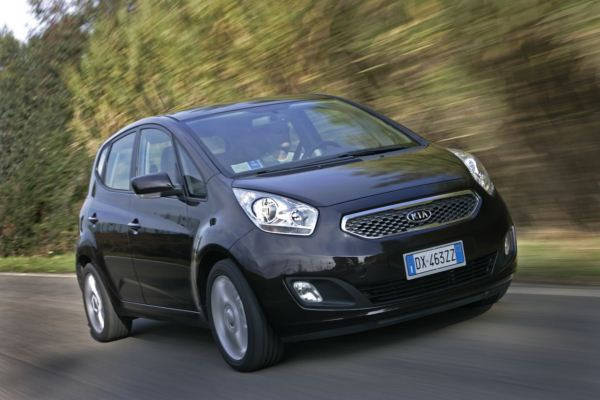 Kia lance son nouveau minispace