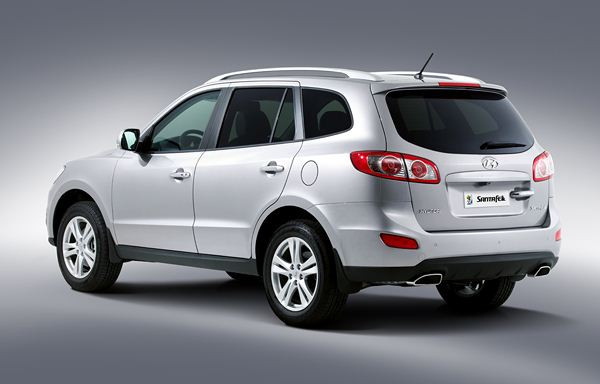 Le Hyundai Santa Fe s'offre un léger restyling