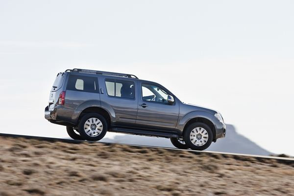 Le Nissan Pathfinder s'offre un léger restyling
