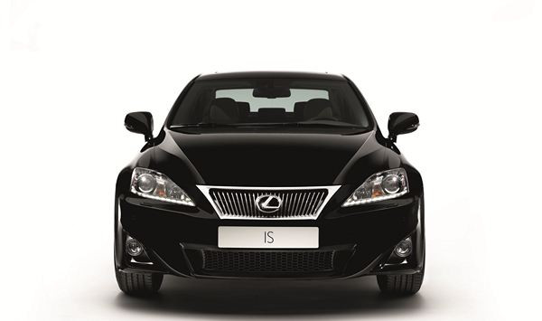 La berline sportive Lexus s'offre une cure de rajeunissement