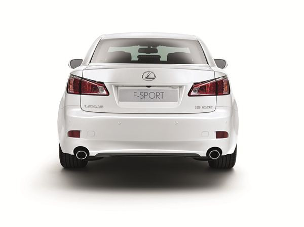 La berline sportive Lexus s'offre une cure de rajeunissement