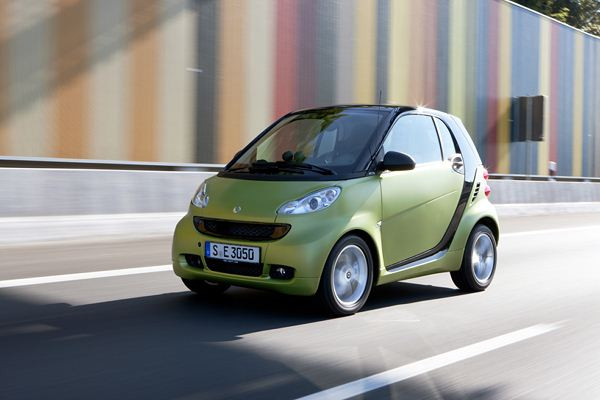 La Smart Fortwo Coupé restylée commercialisée à partir de 9 990 euros