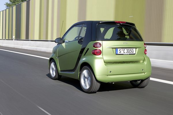 La Smart Fortwo Coupé restylée commercialisée à partir de 9 990 euros