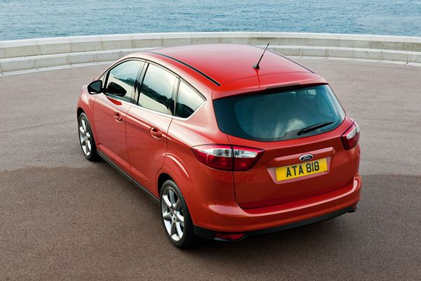 Le nouveau Ford C-Max entre en scène